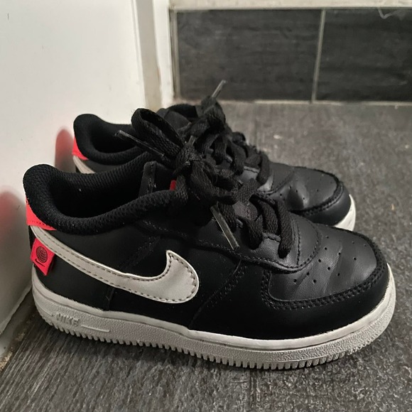 Black And White Air Forces 9c Toddler Nike Toddler's Force 1 TD Sneaker - Picture 1 of 6